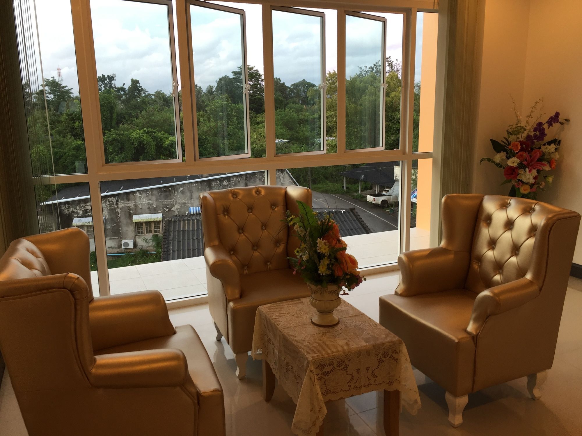 Js Residence Krabi Luaran gambar